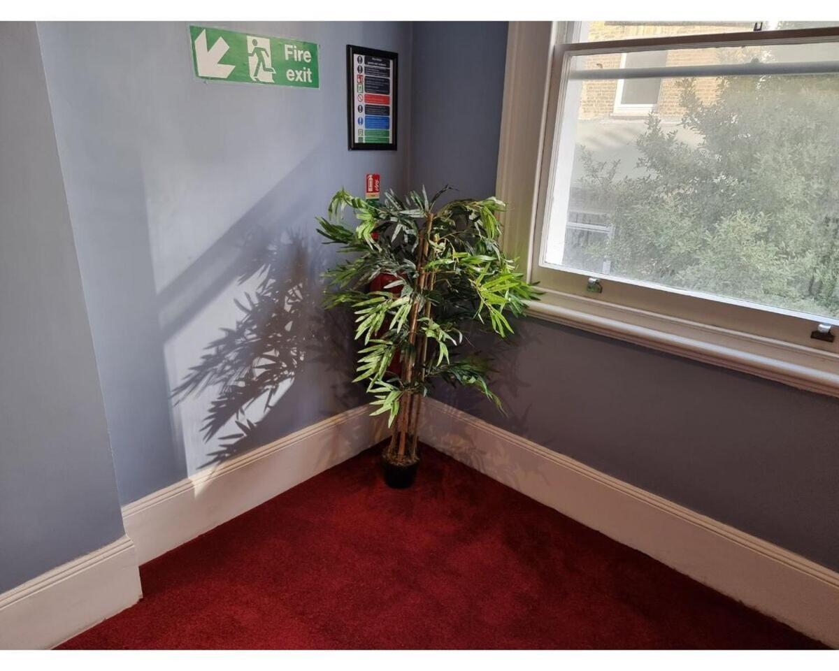 Fb2-Fantastic Basement Studio Good For 3 Near Hyde Park Λονδίνο Δωμάτιο φωτογραφία