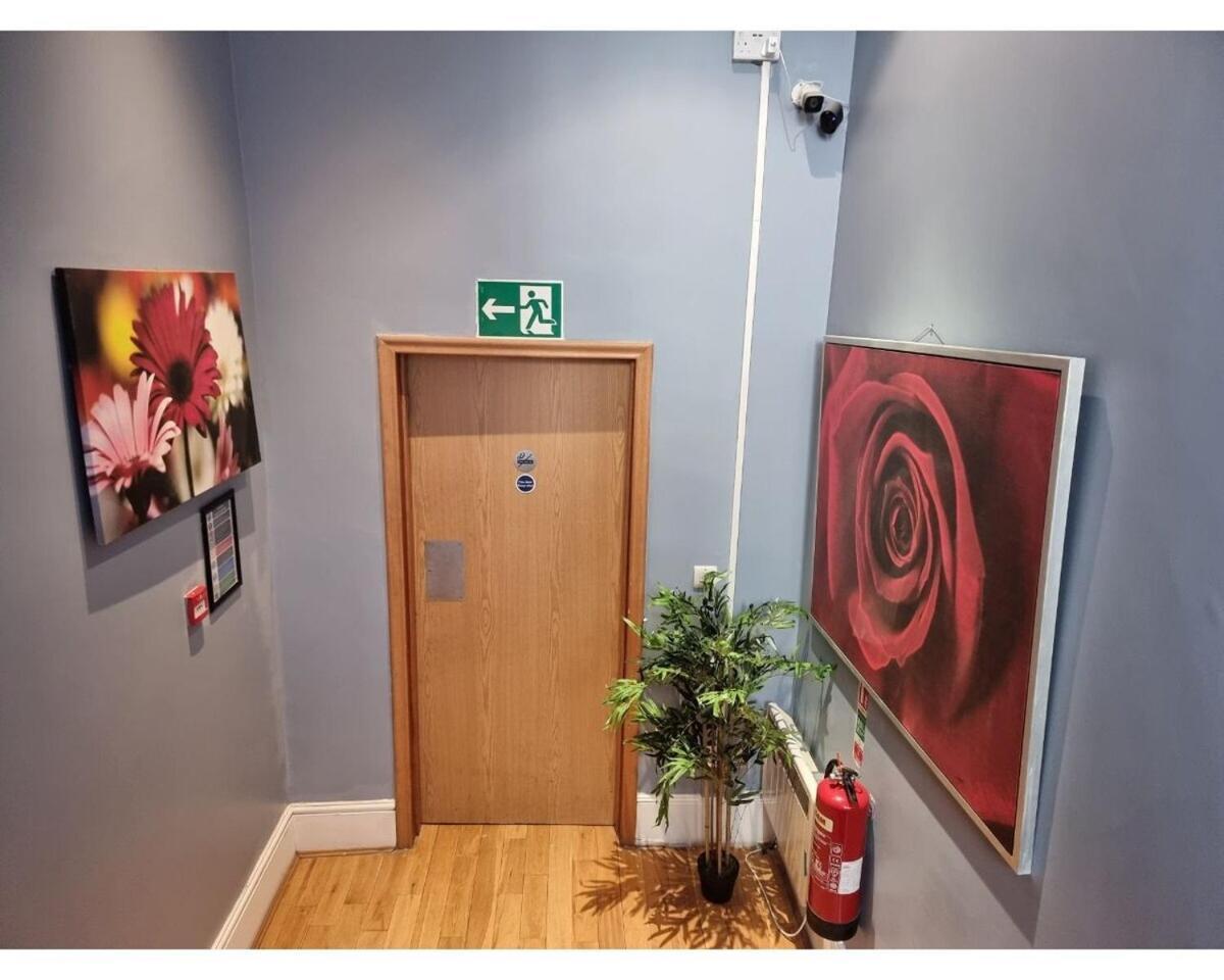 Fb2-Fantastic Basement Studio Good For 3 Near Hyde Park Λονδίνο Δωμάτιο φωτογραφία